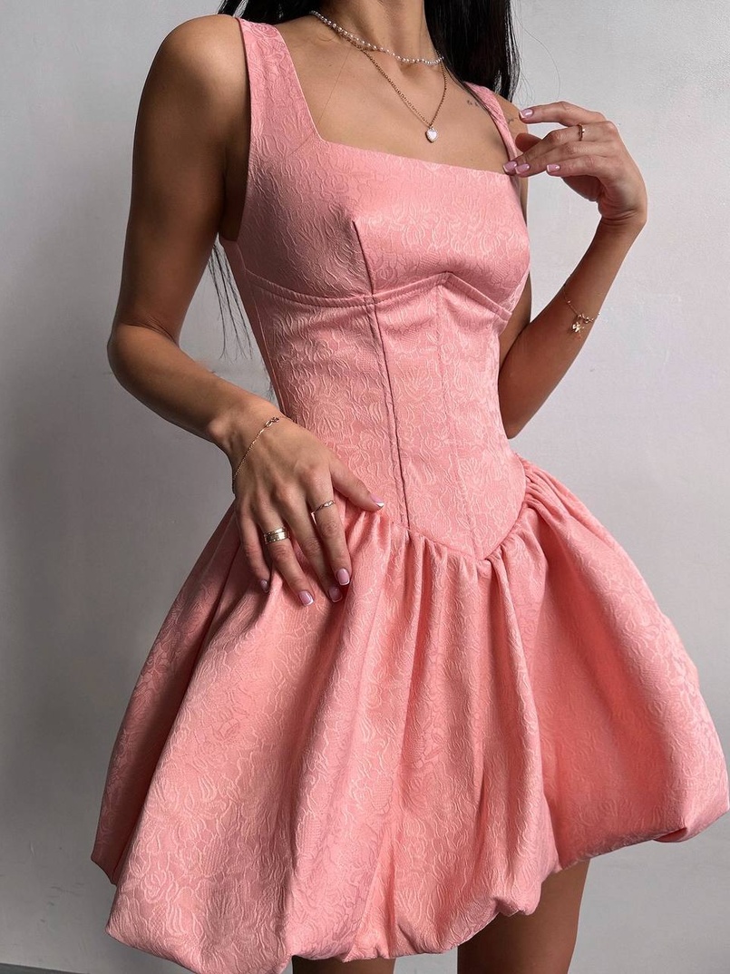 Корсетна сукня с пишною спідницею-балоном Корсетна сукня с пишною спідницею-балоном | PUSHKA SHOP