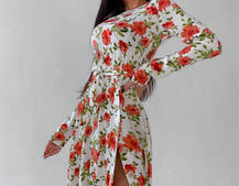 Цветочное платье миди с разрезом Цветочное платье миди с разрезом | PUSHKA SHOP