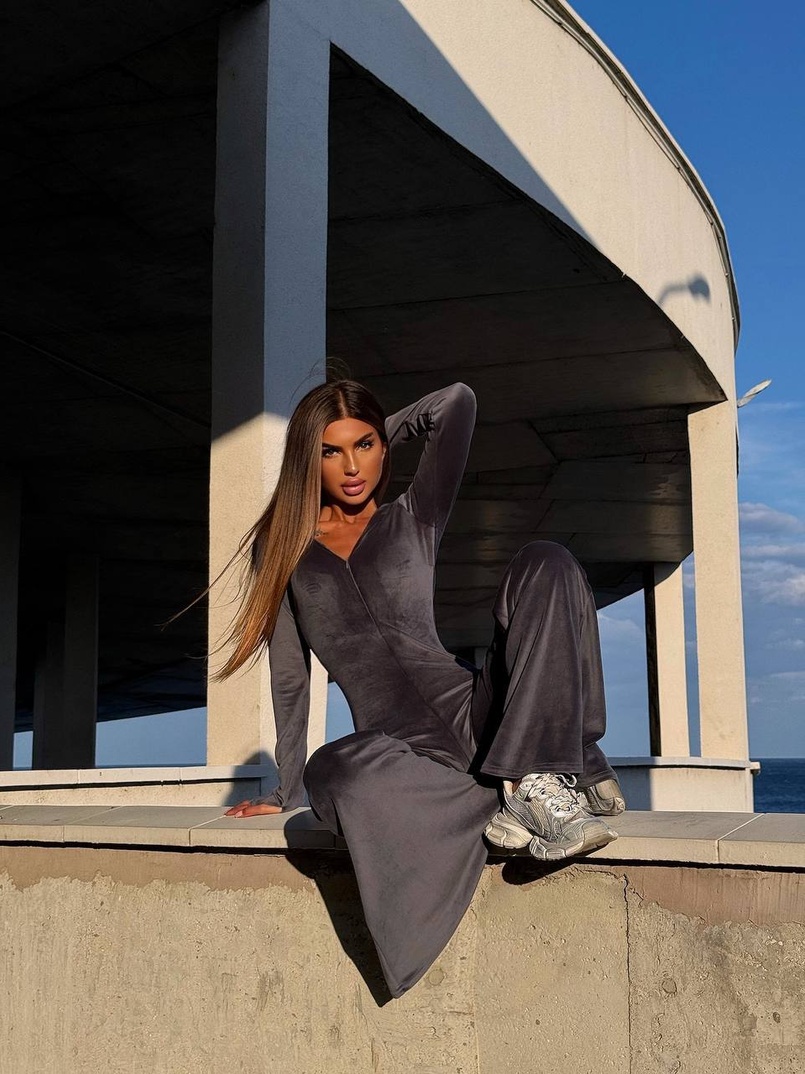 Велюровий комбінезон кльош | PUSHKA SHOP