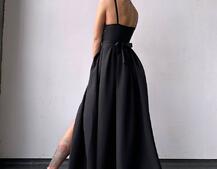 Сукня максі на тонких бретелях з розрізом на спідниці  | PUSHKA SHOP