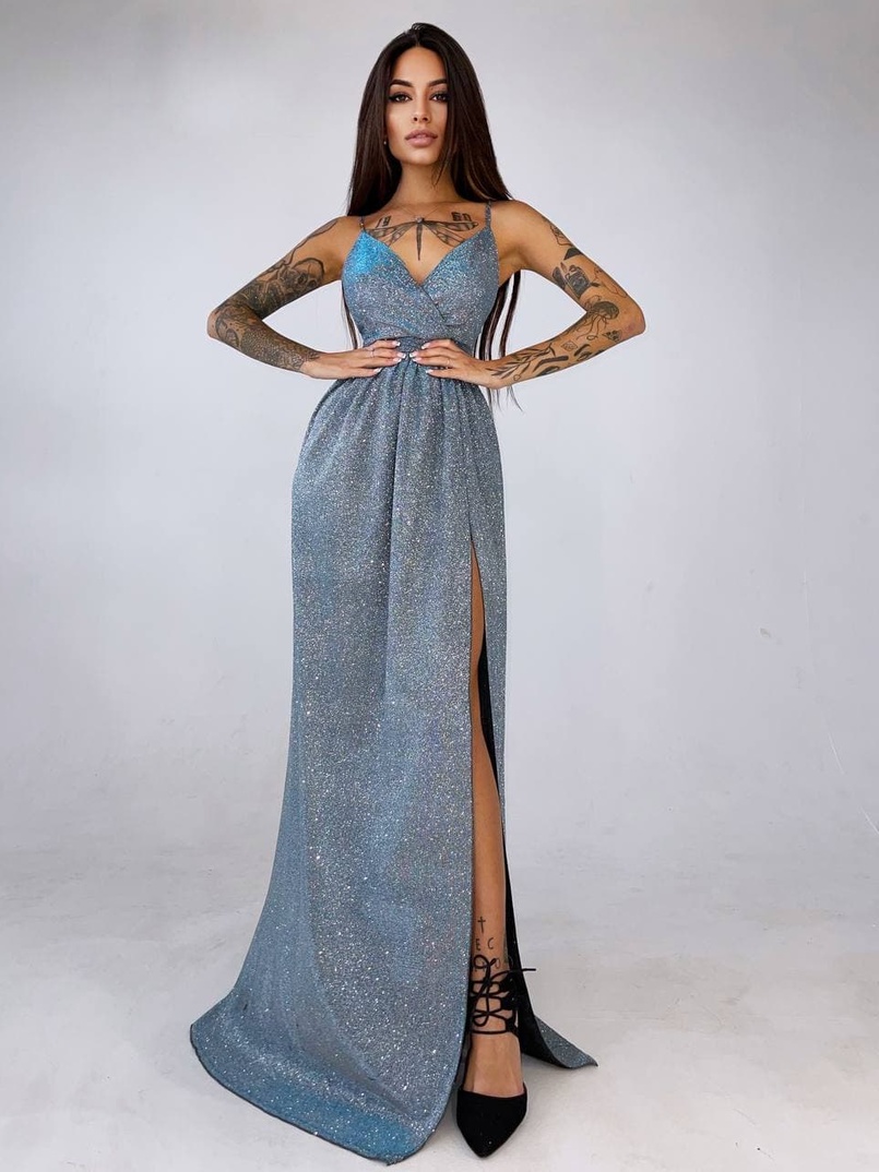 Блестящее платье-макси с разрезом Блестящее платье-макси с разрезом | PUSHKA SHOP