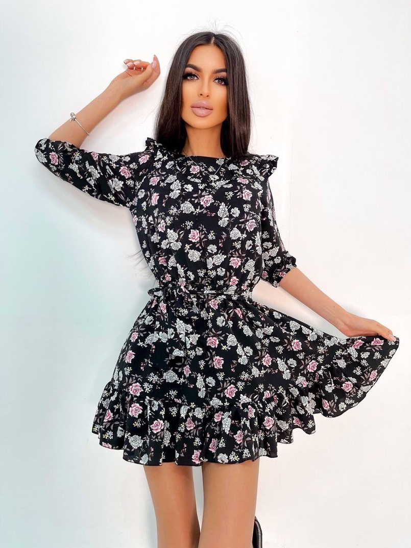 Милое цветочное платье с оборками Милое цветочное платье с оборками | PUSHKA SHOP