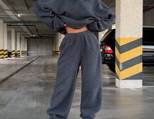 Теплий та мʼякий комплект: Обʼємний худі з капюшоном та штани з манжетами  Дуже приємний до тіла | PUSHKA SHOP