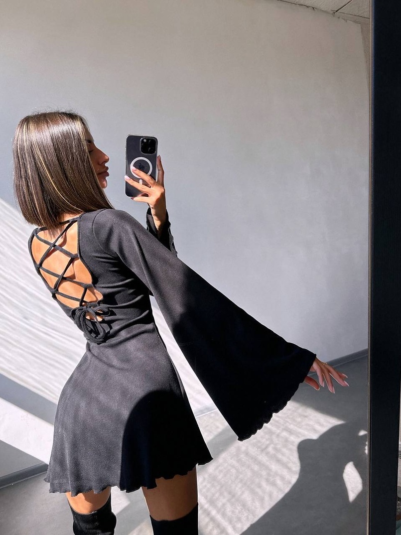 Трикотажна сукня зі шнурівкою на спинці    | PUSHKA SHOP