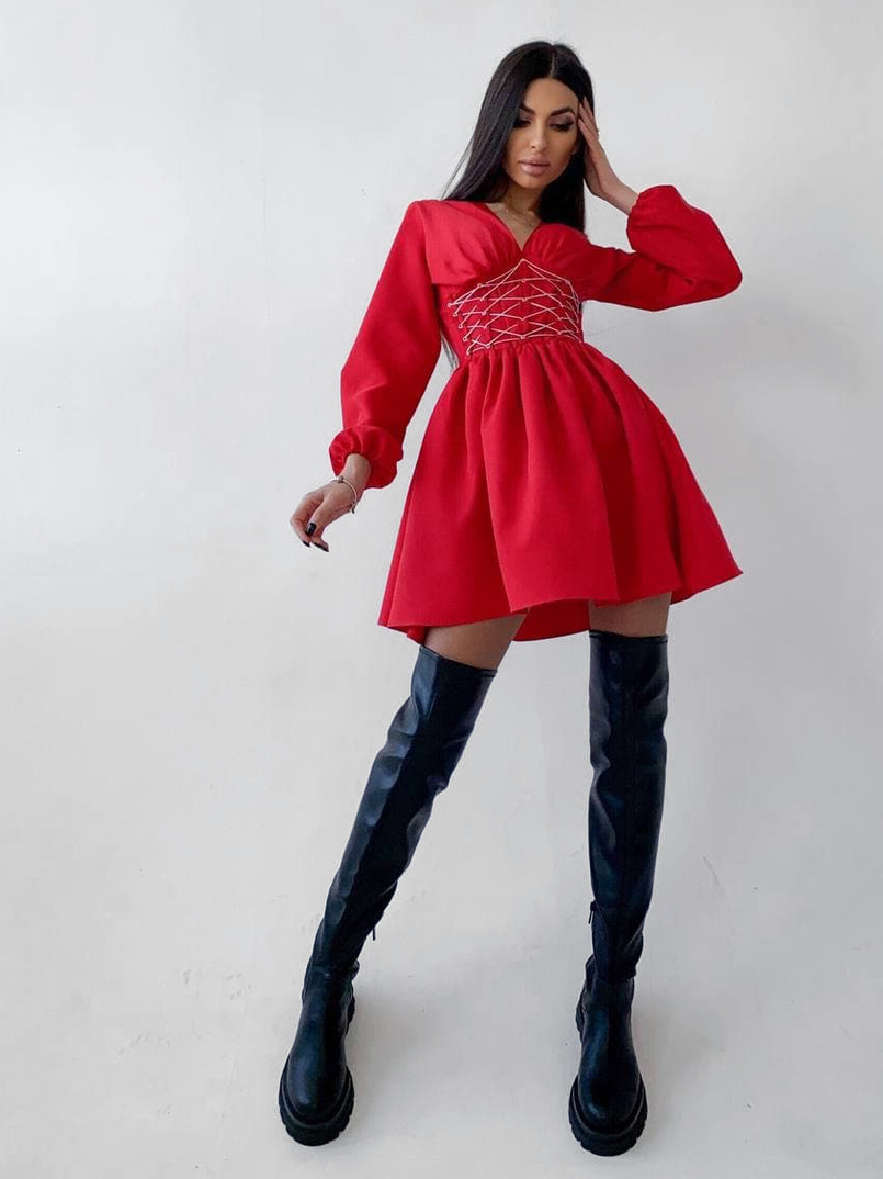 Платье с корсетной вставкой и пышной юбкой   | PUSHKA SHOP