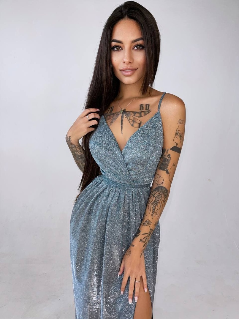 Блестящее платье-макси с разрезом Блестящее платье-макси с разрезом | PUSHKA SHOP