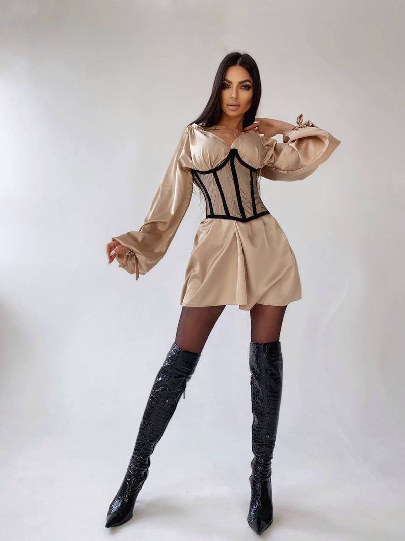 Комплект: шелковое платье на завязках с прозрачным бельевым корсетом на шнуровке Комплект: шелковое платье на завязках с прозрачным бельевым корсетом на шнуровке | PUSHKA SHOP