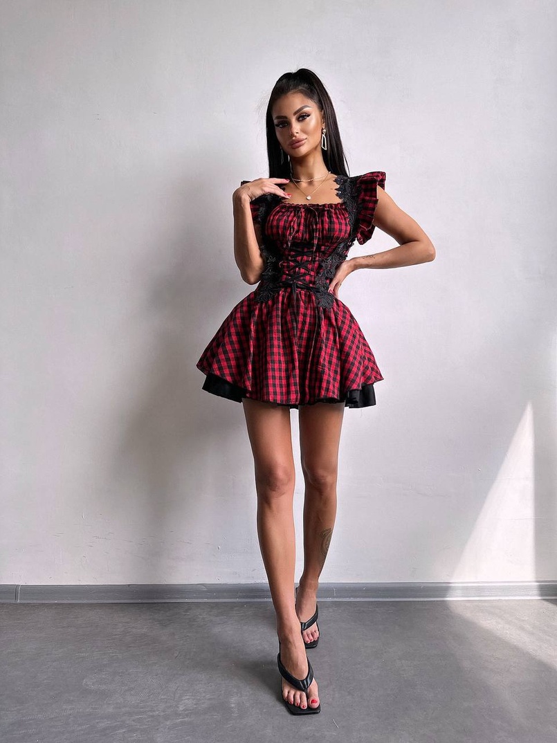 Сукня в клітинку декорована мереживом  | PUSHKA SHOP