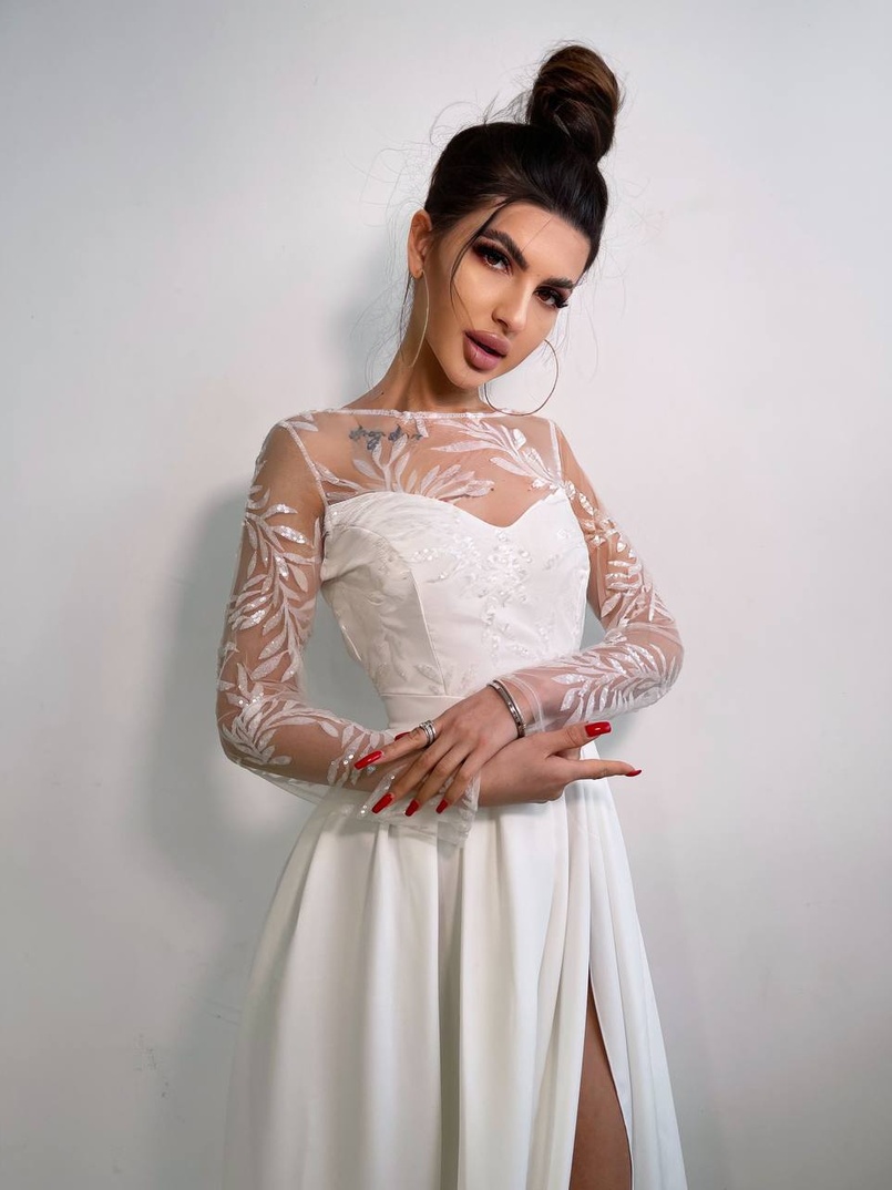 Сукня максі з паєтками та розрізом на спідниці Сукня максі з паєтками та розрізом на спідниці | PUSHKA SHOP