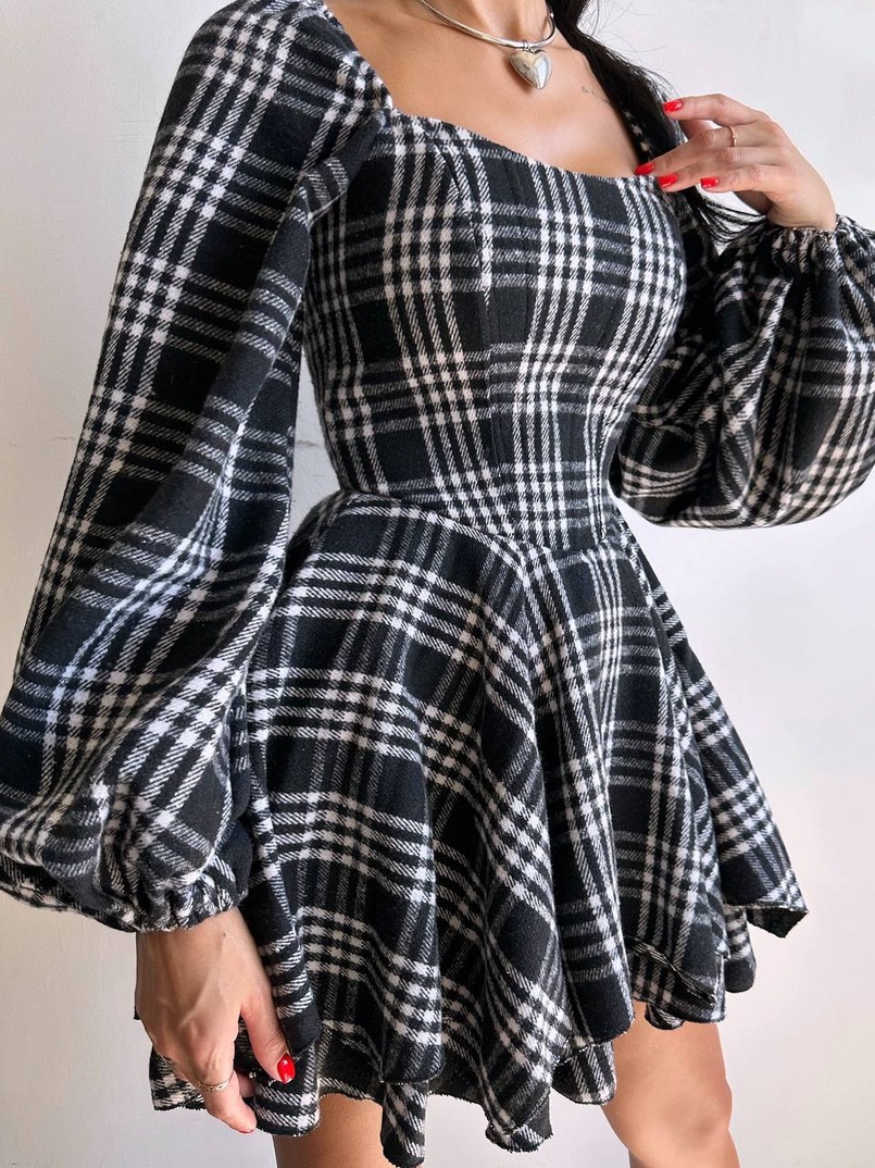 Корсетна сукня з подвійною спідницею та обʼємними рукавами у клітинку  | PUSHKA SHOP