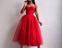 Сукня міді із чашечками з пишною спідницею Сукня міді із чашечками з пишною спідницею | PUSHKA SHOP