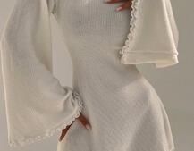 Трикотажна сукня міні з розкльошеними рукавами та відкритою спиною | PUSHKA SHOP