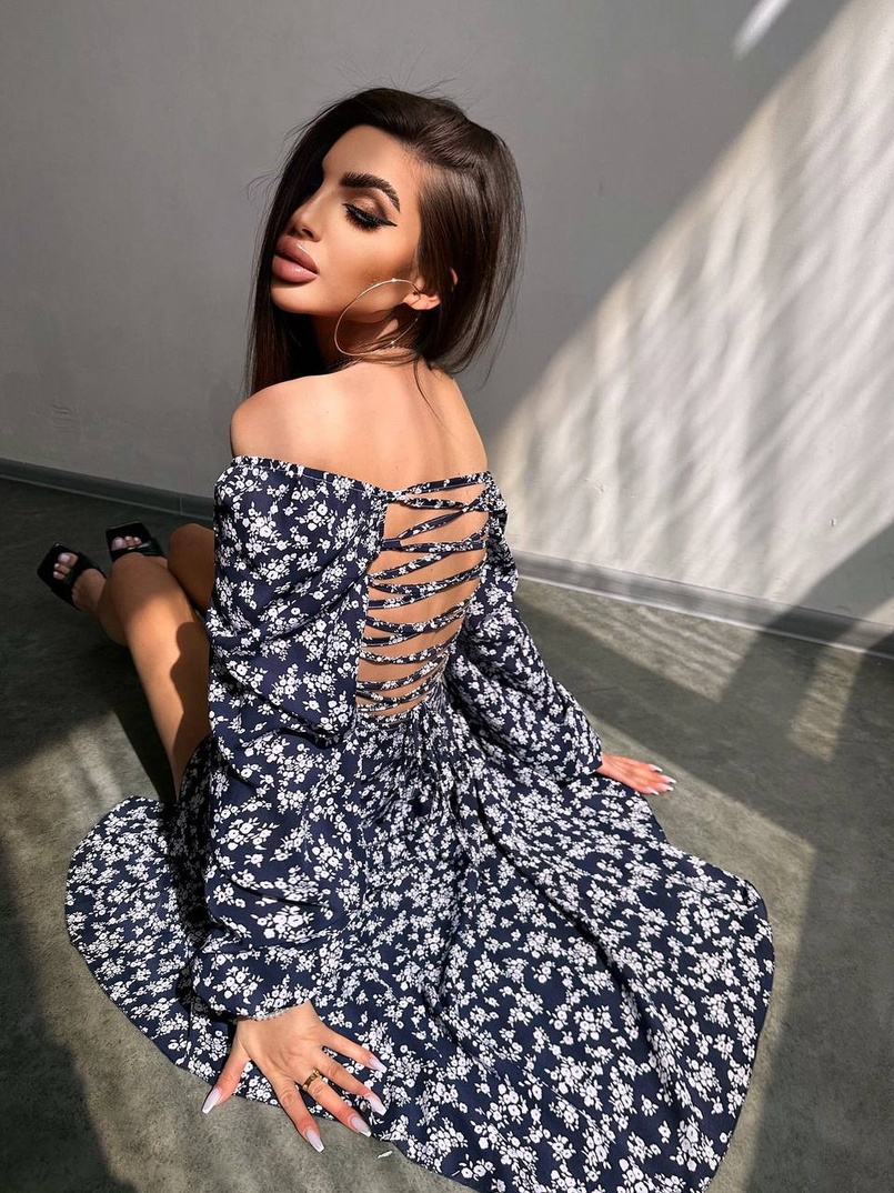 Квіткова сукня-міді зі шнурівкою на спинці та розрізом на ніжці | PUSHKA SHOP