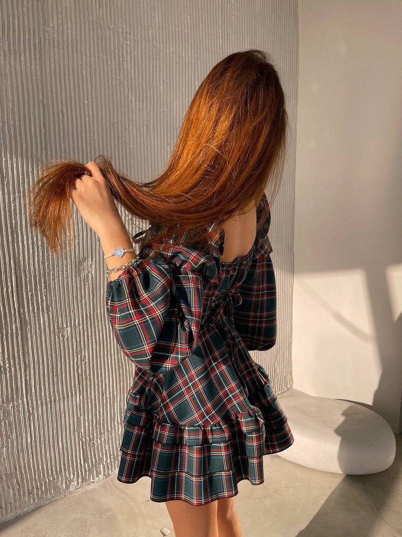 Сукня з об'ємними рукавами та пишною спідницею Сукня з об'ємними рукавами та пишною спідницею | PUSHKA SHOP