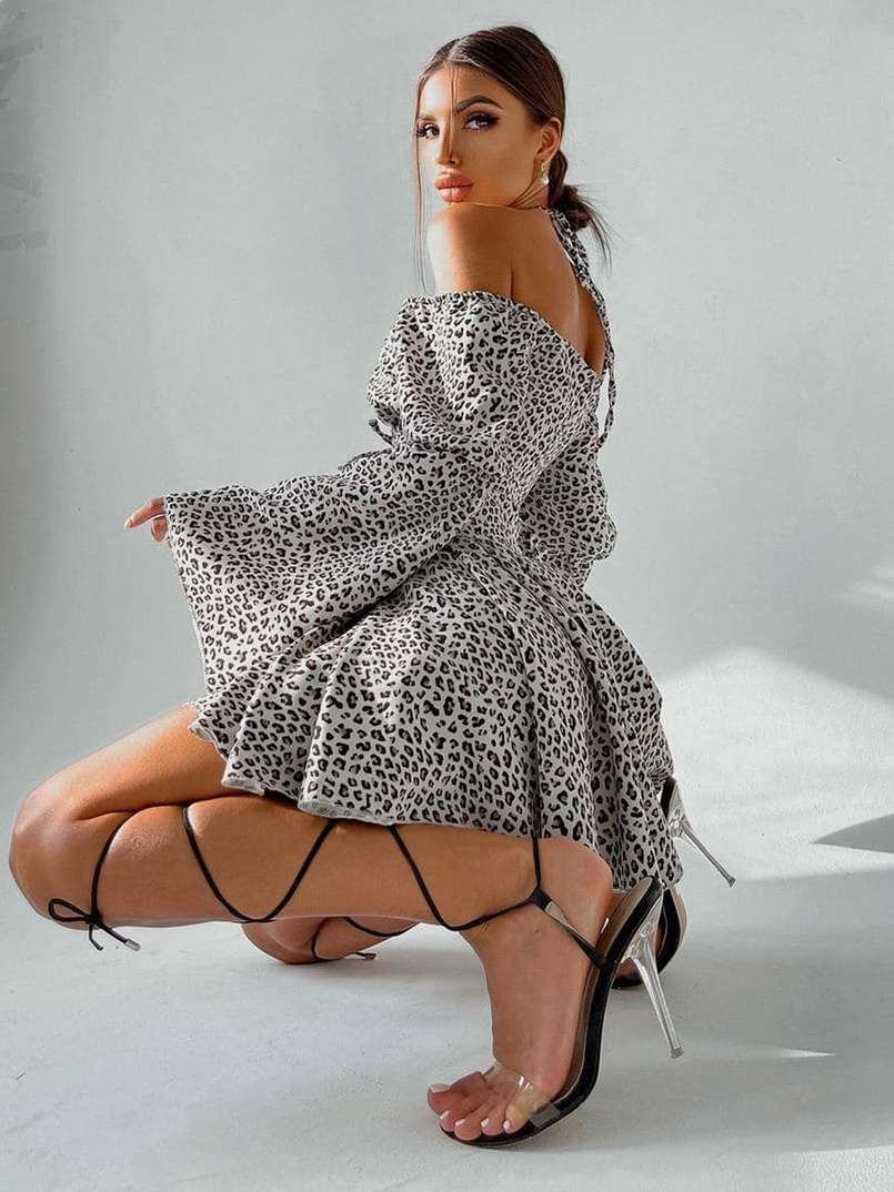 Комплект: платье с расклешенными рукавами + корсет Комплект: платье с расклешенными рукавами + корсет | PUSHKA SHOP