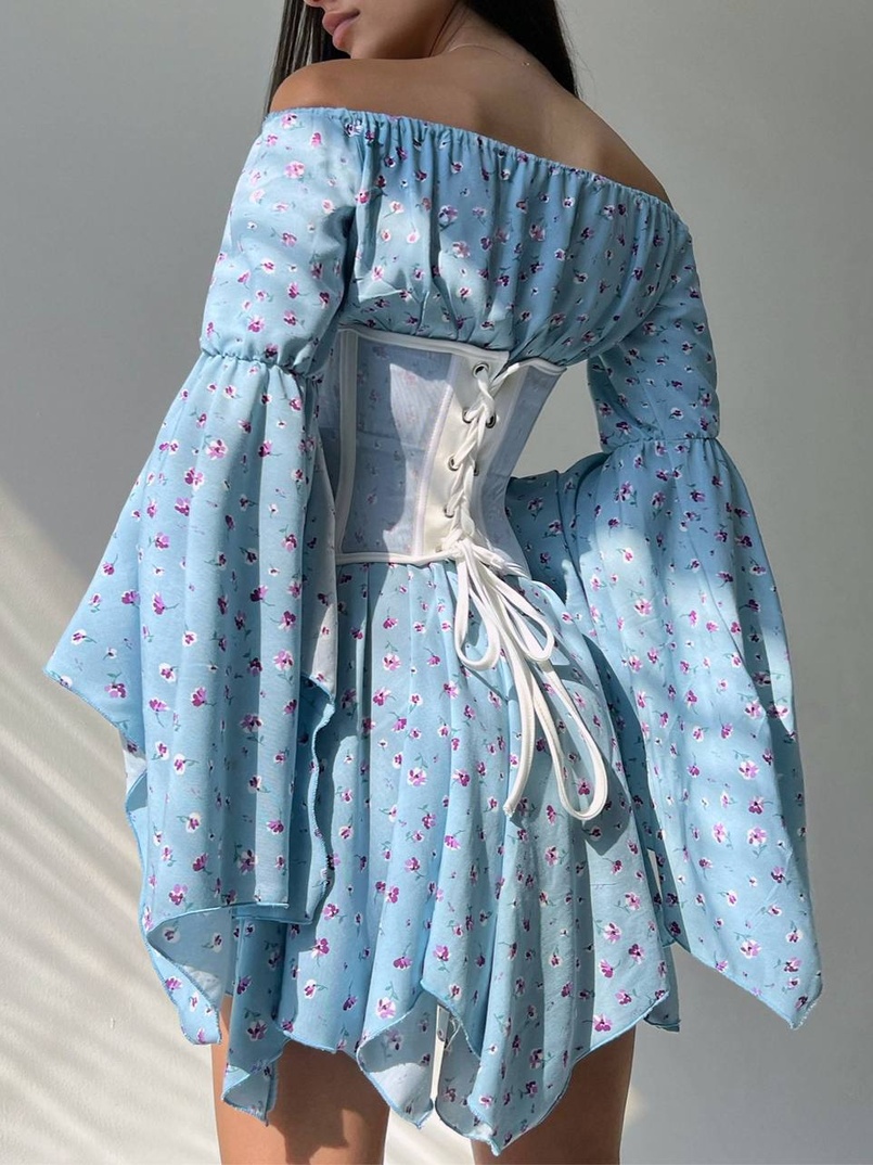 Сукня асиметричного крою з розкльошеними рукавами + корсет декорований стразами Ручна робота Сукня асиметричного крою з розкльошеними рукавами + корсет декорований стразами Ручна робота | PUSHKA SHOP