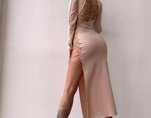 Сукня міді з підплічниками та шнурівкою Розмір вирізу можна регулювати шнурівкою | PUSHKA SHOP