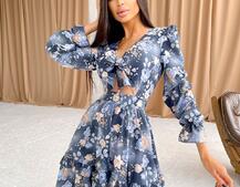 Цветочное платье с завязками на груди и пышной юбкой с оборками  Цветочное платье с завязками на груди и пышной юбкой с оборками  | PUSHKA SHOP