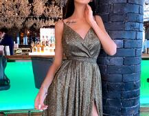 Сверкающее платье-макси с разрезом Сверкающее платье-макси с разрезом | PUSHKA SHOP