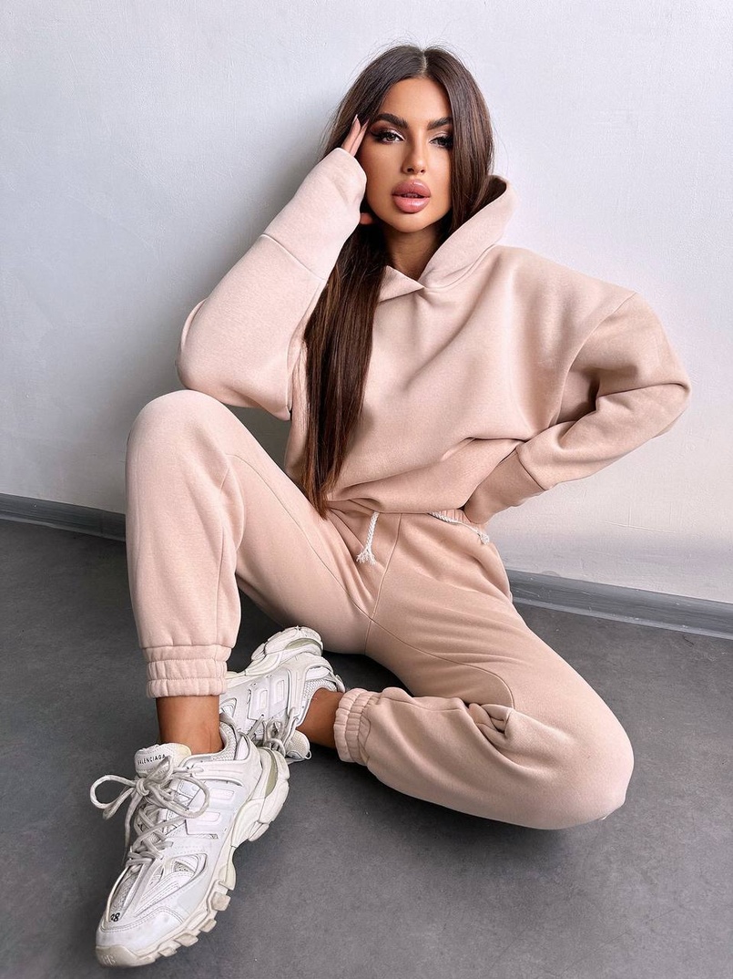 Теплий комплект: худі + спортивні штани Теплий комплект: худі + спортивні штани | PUSHKA SHOP