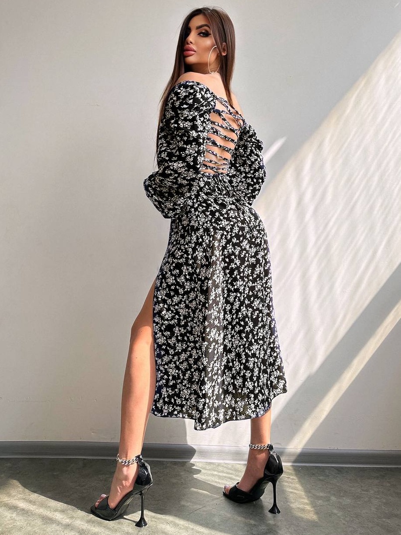 Улюблена сукня-міді зі шнурівкою на спинці та розрізом на ніжці Улюблена сукня-міді зі шнурівкою на спинці та розрізом на ніжці | PUSHKA SHOP