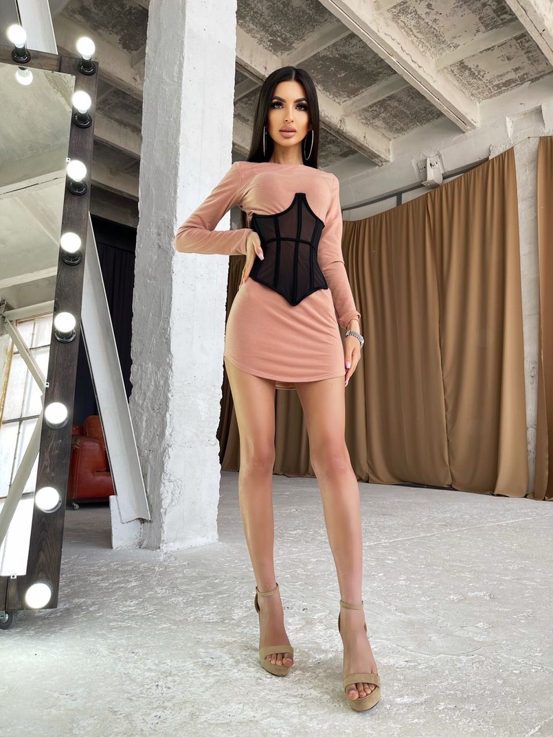 Трикотажное платье в комплекте с утягивающим корсетом Трикотажное платье в комплекте с утягивающим корсетом | PUSHKA SHOP