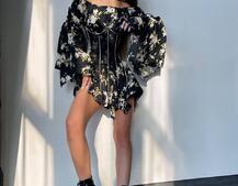 Сукня асиметричного крою з розкльошеними рукавами + корсет декорований стразами Ручна робота | PUSHKA SHOP