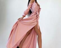 Шелковое платье макси с разрезом Шелковое платье макси с разрезом | PUSHKA SHOP