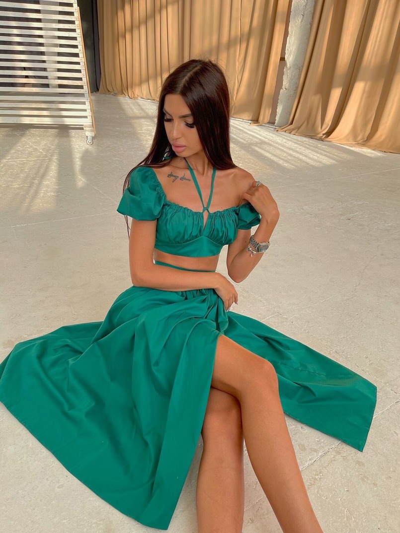 Комплект из хлопка: топ с завязками на груди + юбка-миди с разрезом Комплект из хлопка: топ с завязками на груди + юбка-миди с разрезом | PUSHKA SHOP