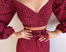 Комплект: топ із зав'язками на талії + спідниця міді з розрізом Комплект: топ із зав'язками на талії + спідниця міді з розрізом | PUSHKA SHOP