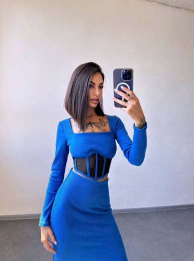 Трикотажний комплект: топ з елементами корсету та спідниця з розрізами  | PUSHKA SHOP