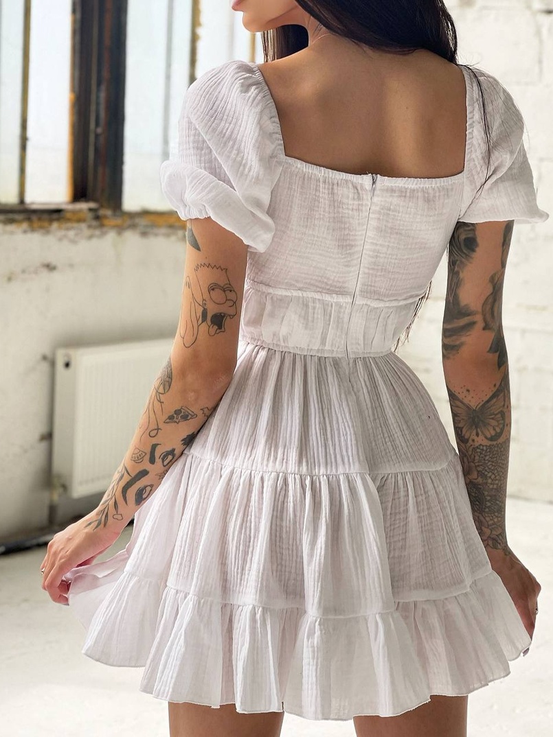 Муслиновое платье с оборками и завязками на груди Муслиновое платье с оборками и завязками на груди | PUSHKA SHOP