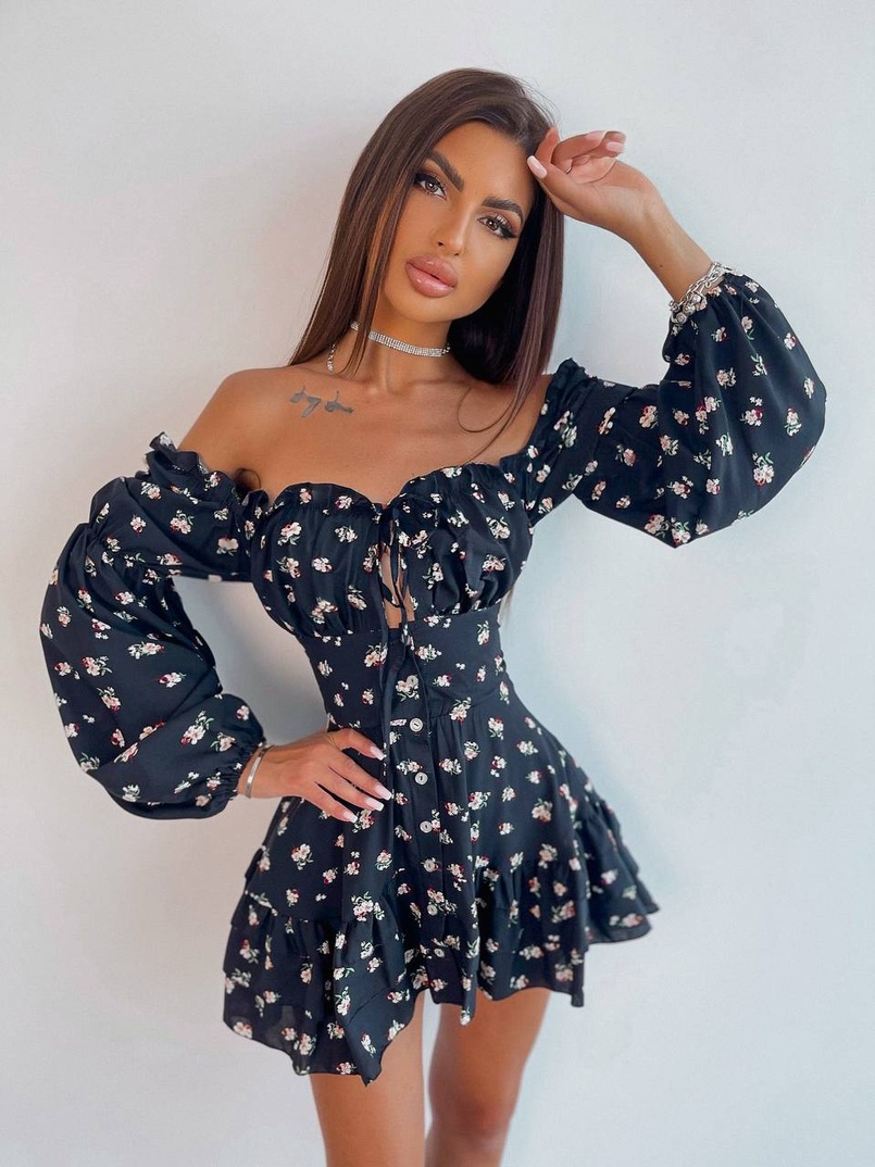 Сукня з квітковим принтом з воланами на ґудзиках Сукня з квітковим принтом з воланами на ґудзиках | PUSHKA SHOP