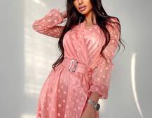 Платье миди с запахом на груди и разрезом на юбке Платье миди с запахом на груди и разрезом на юбке | PUSHKA SHOP