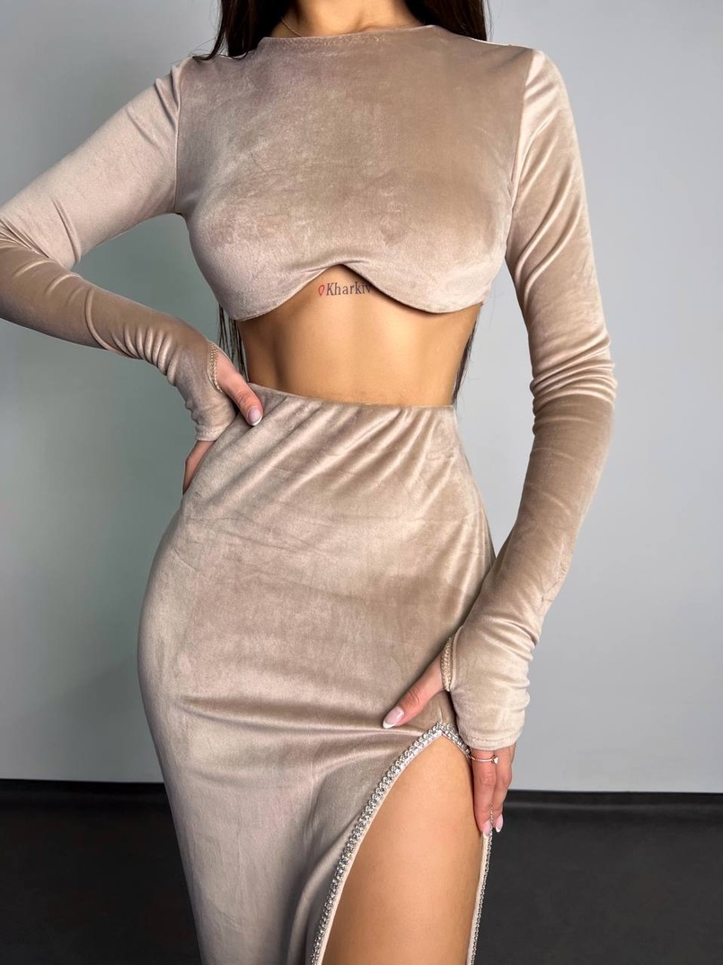 Оксамитовий комплект: топ із чашками push up+ спідниця, декорована стразами Прикраса пришита, ручна робота. | PUSHKA SHOP