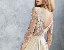 Платье макси с блестящим верхом и разрезом на юбке  | PUSHKA SHOP