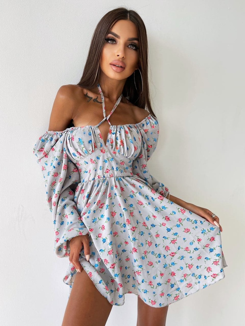 Цветочное платье с пышной юбкой и завязками на груди Цветочное платье с пышной юбкой и завязками на груди | PUSHKA SHOP