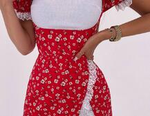 Сукня з квітковим принтом декорована мереживом  Сукня з квітковим принтом декорована мереживом  | PUSHKA SHOP