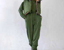 Комплект: комфортный трикотажный комбинезон   укорочённый двухсторонний жилет  Комплект: комфортный трикотажный комбинезон   укорочённый двухсторонний жилет  | PUSHKA SHOP