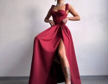 Сукня максі із чашечками та корсетним верхом Сукня максі із чашечками та корсетним верхом | PUSHKA SHOP