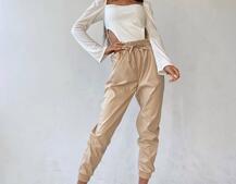 Комплект: топ + джоггеры из эко-кожи Комплект: топ + джоггеры из эко-кожи | PUSHKA SHOP