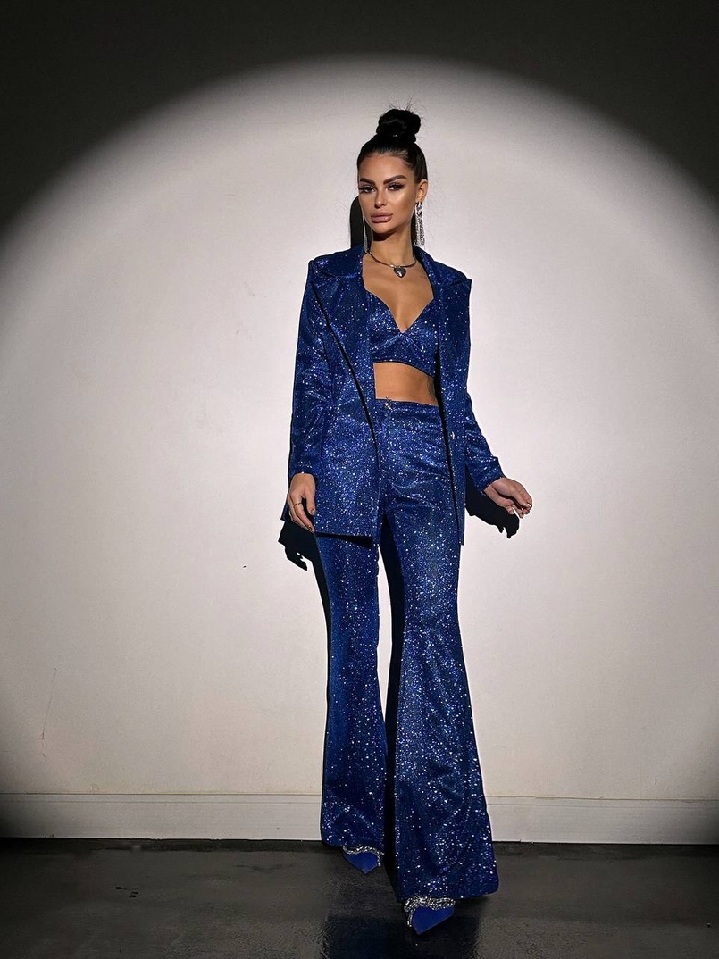 Костюм: піджак на підкладці, штани кльош+ топ з чашечками | PUSHKA SHOP