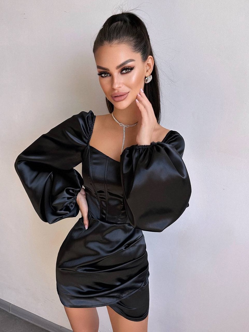 Атласний комплект: корсет + спідниця з драпіруванням Атласний комплект: корсет + спідниця з драпіруванням | PUSHKA SHOP