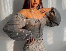 Платье со сборкой в цветочный принт Платье со сборкой в цветочный принт | PUSHKA SHOP