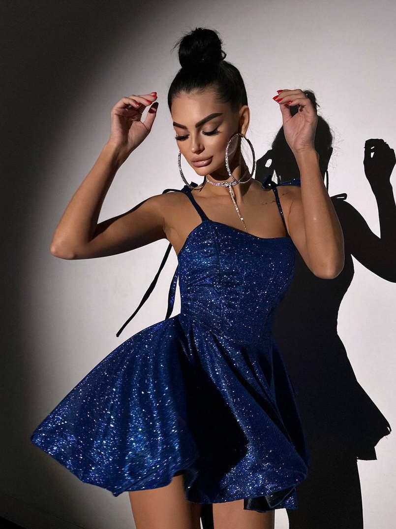 Блискуча корсетна сукня з пишною подвійною спідницею Блискуча корсетна сукня з пишною подвійною спідницею | PUSHKA SHOP