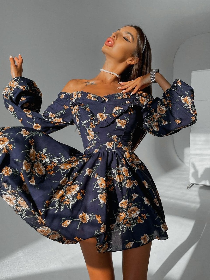 Цветочное платье с пышной юбкой и объемными рукавами   Цветочное платье с пышной юбкой и объемными рукавами   | PUSHKA SHOP