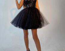 Платье с блестящим верхом и пышной фатиновой юбкой Платье с блестящим верхом и пышной фатиновой юбкой | PUSHKA SHOP