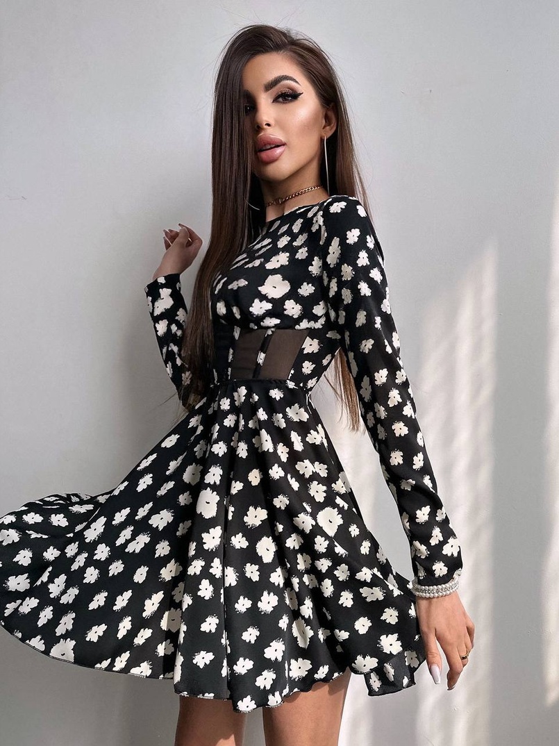 Приталена сукня з корсетною вставкою та спідницею-сонцем | PUSHKA SHOP