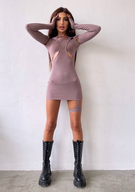 Облягаюча сукня міні цікавого крою | PUSHKA SHOP