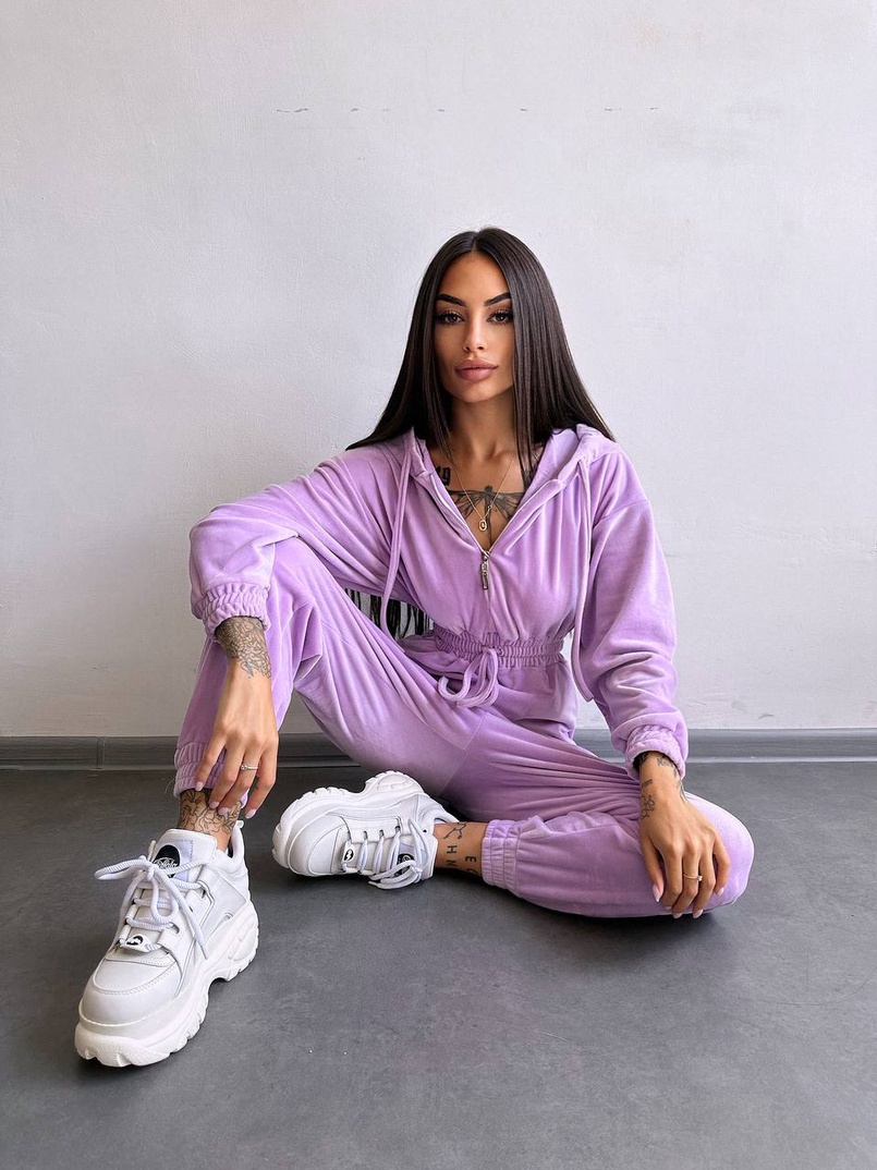 Велюровий комбінезон Велюровий комбінезон | PUSHKA SHOP